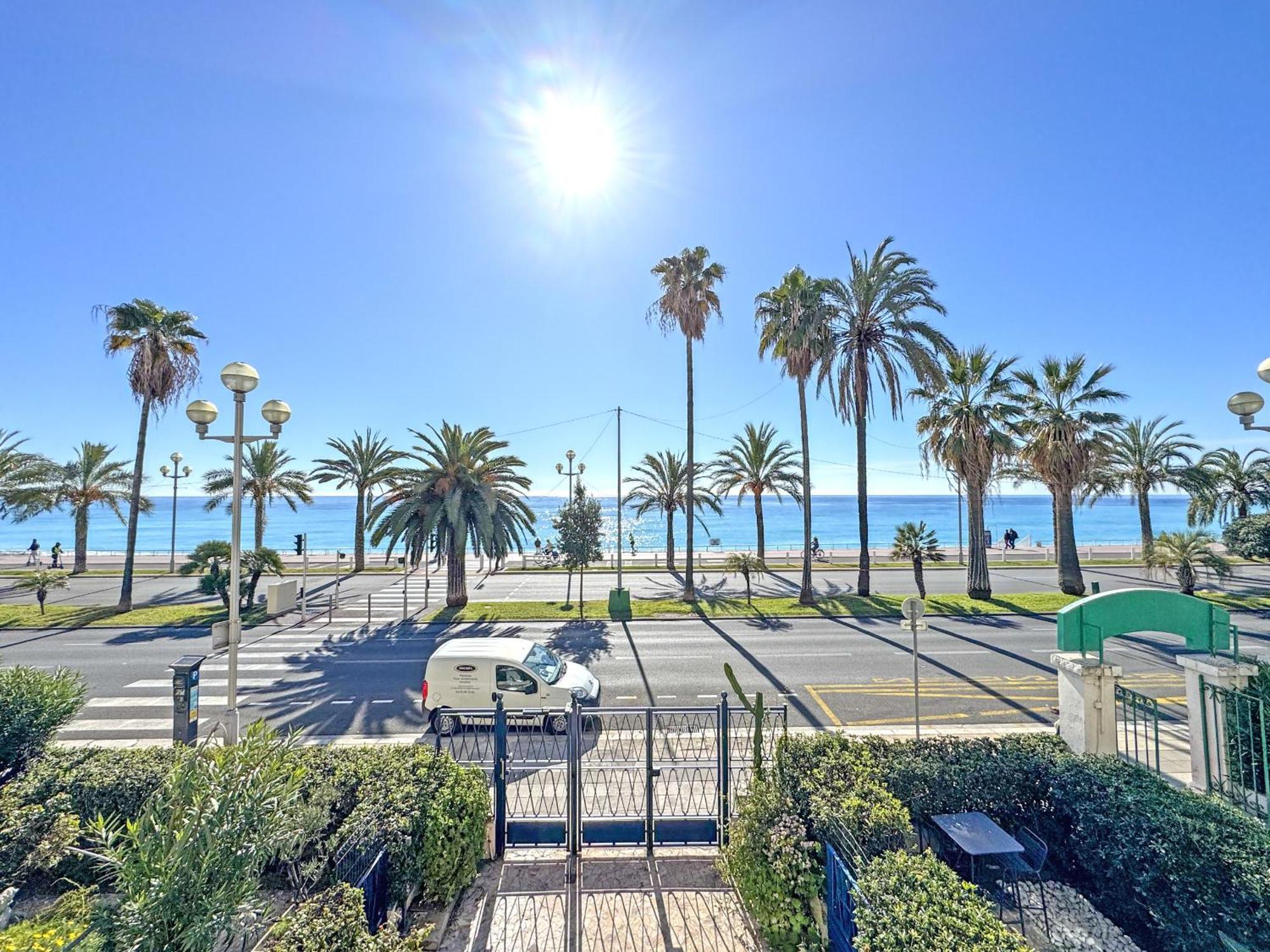 Promenade Holiday - Suffren Beach Nice Dış mekan fotoğraf