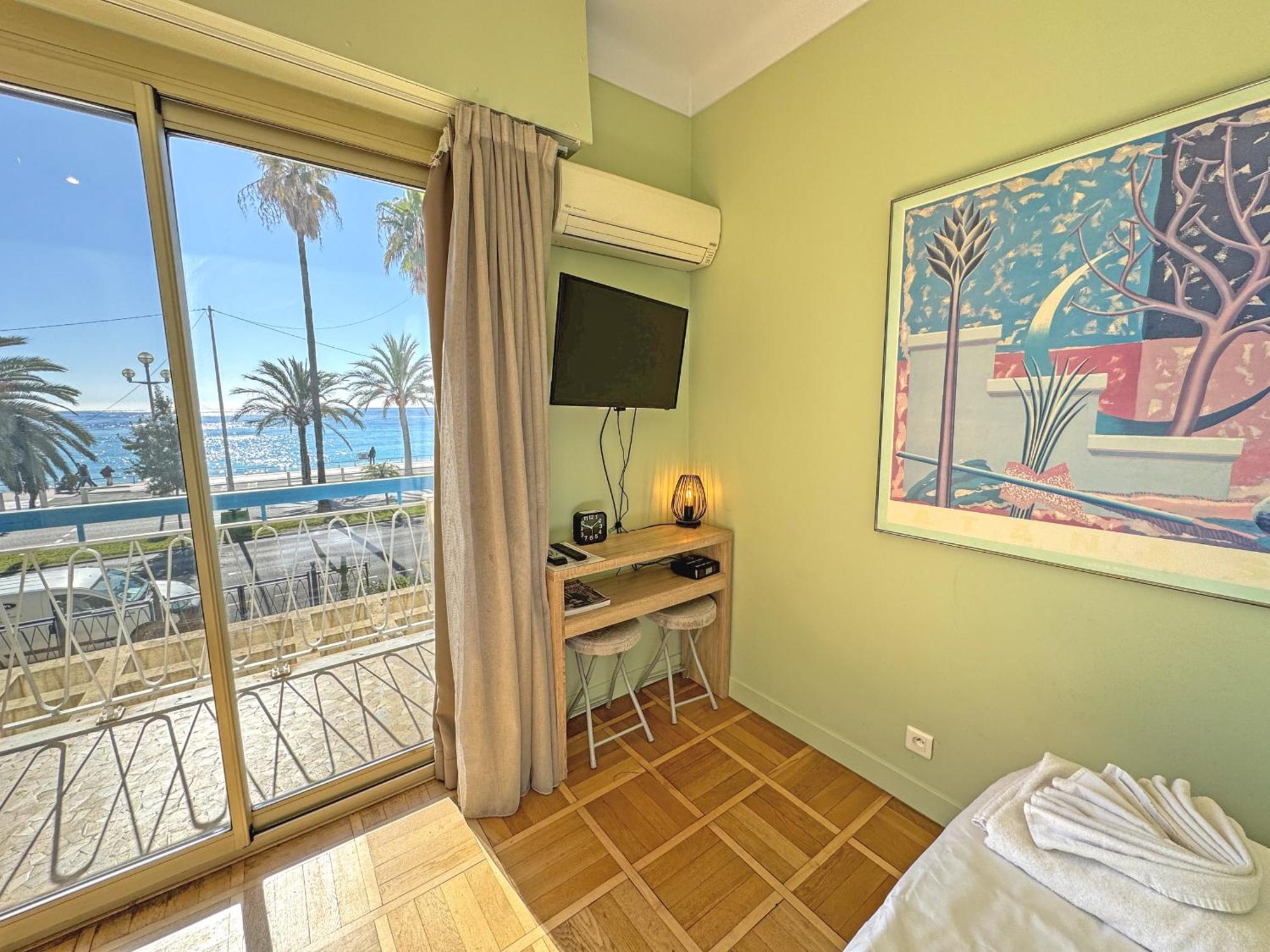 Promenade Holiday - Suffren Beach Nice Dış mekan fotoğraf